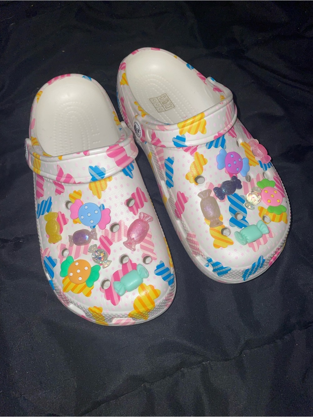 White Candy-Print Slip-On crocs style Clogs with Pink and Blue Accents m5 w7